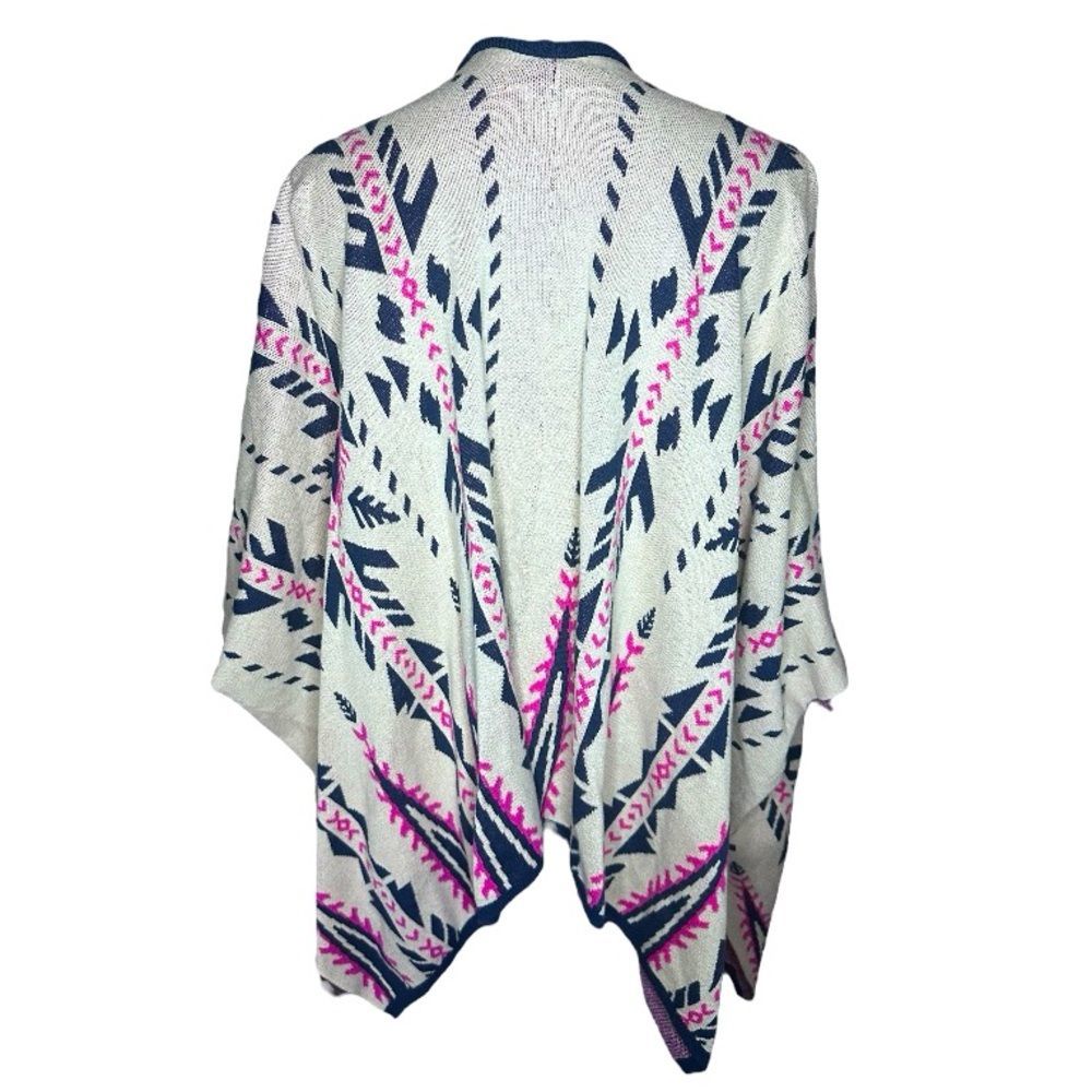 Flying Tomato Aztec Print Poncho